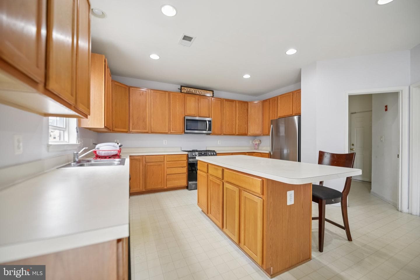 46055 Saltmarsh Drive photo 10