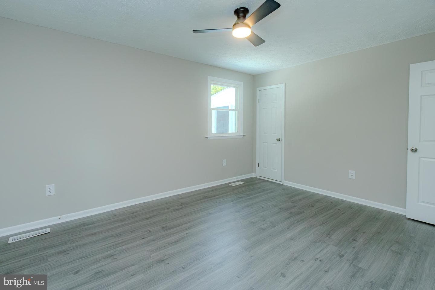 28989 Autumnwood Drive photo 19