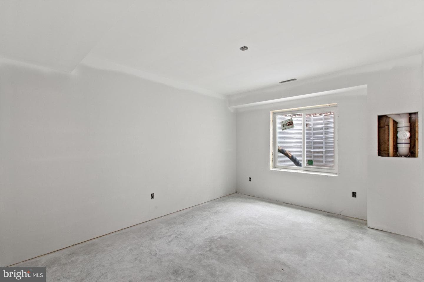 23570 Myrtle Point Road photo 12