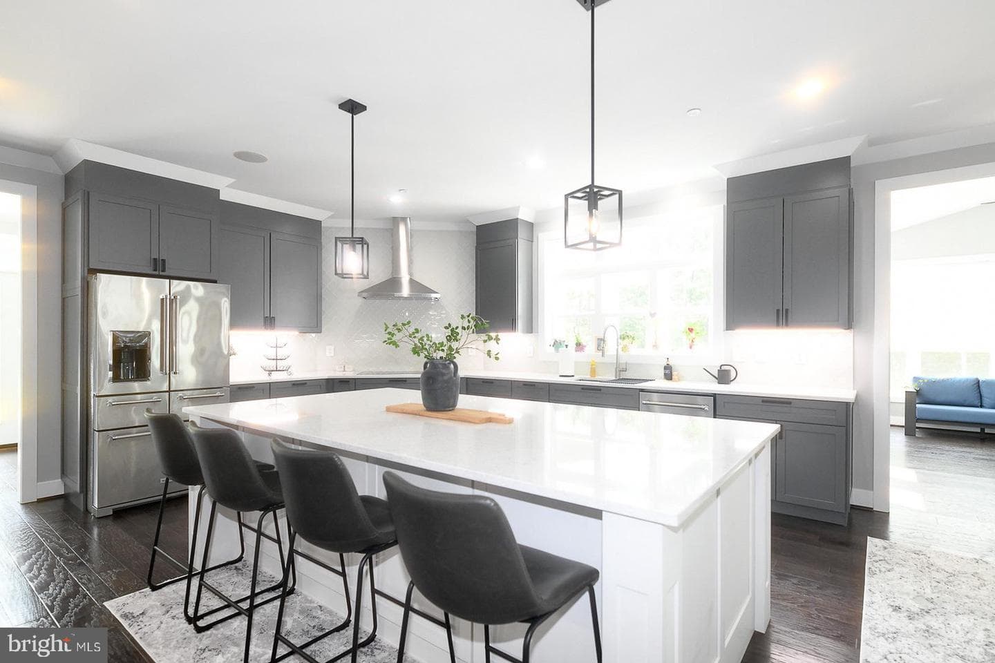 23155 Greenstone photo 10