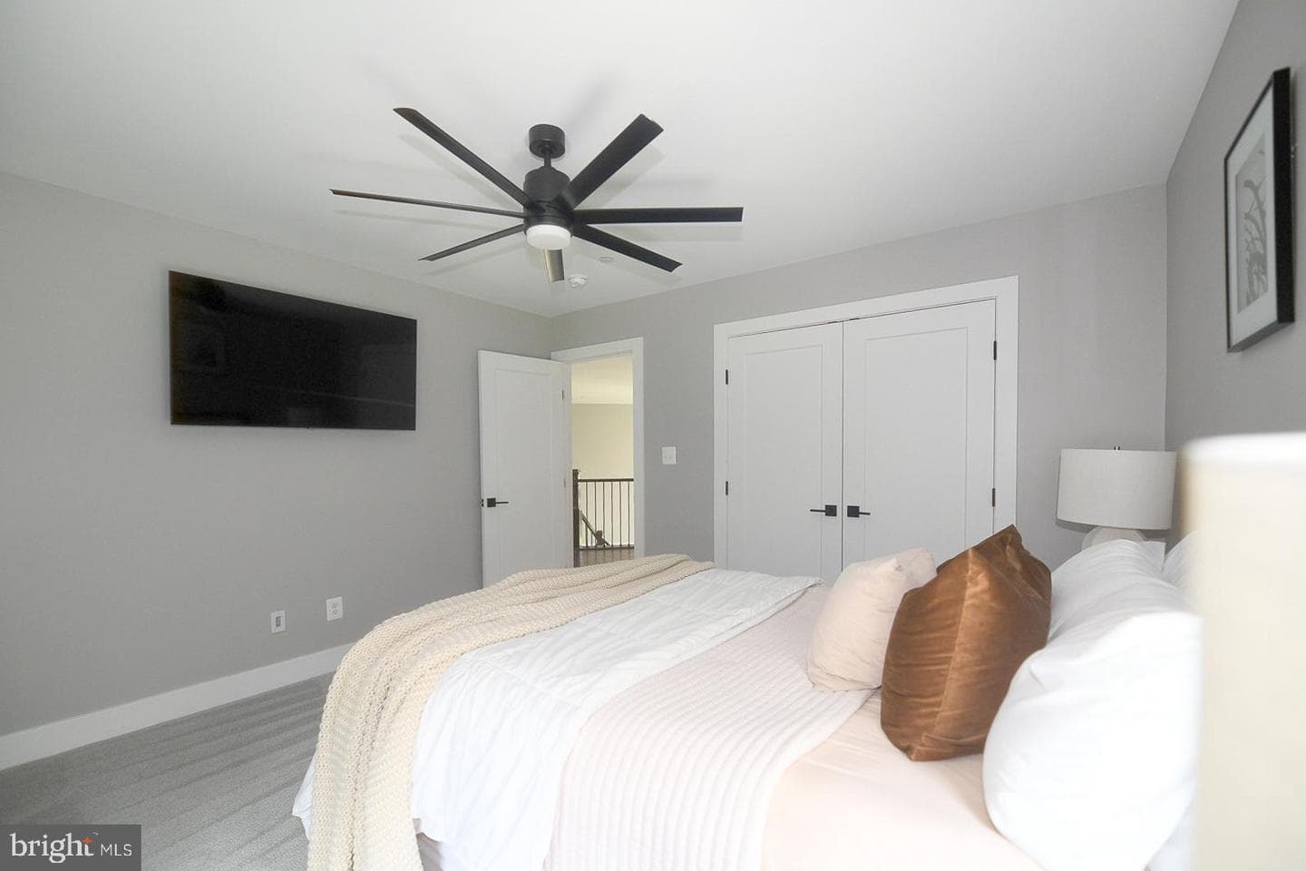 23155 Greenstone photo 53