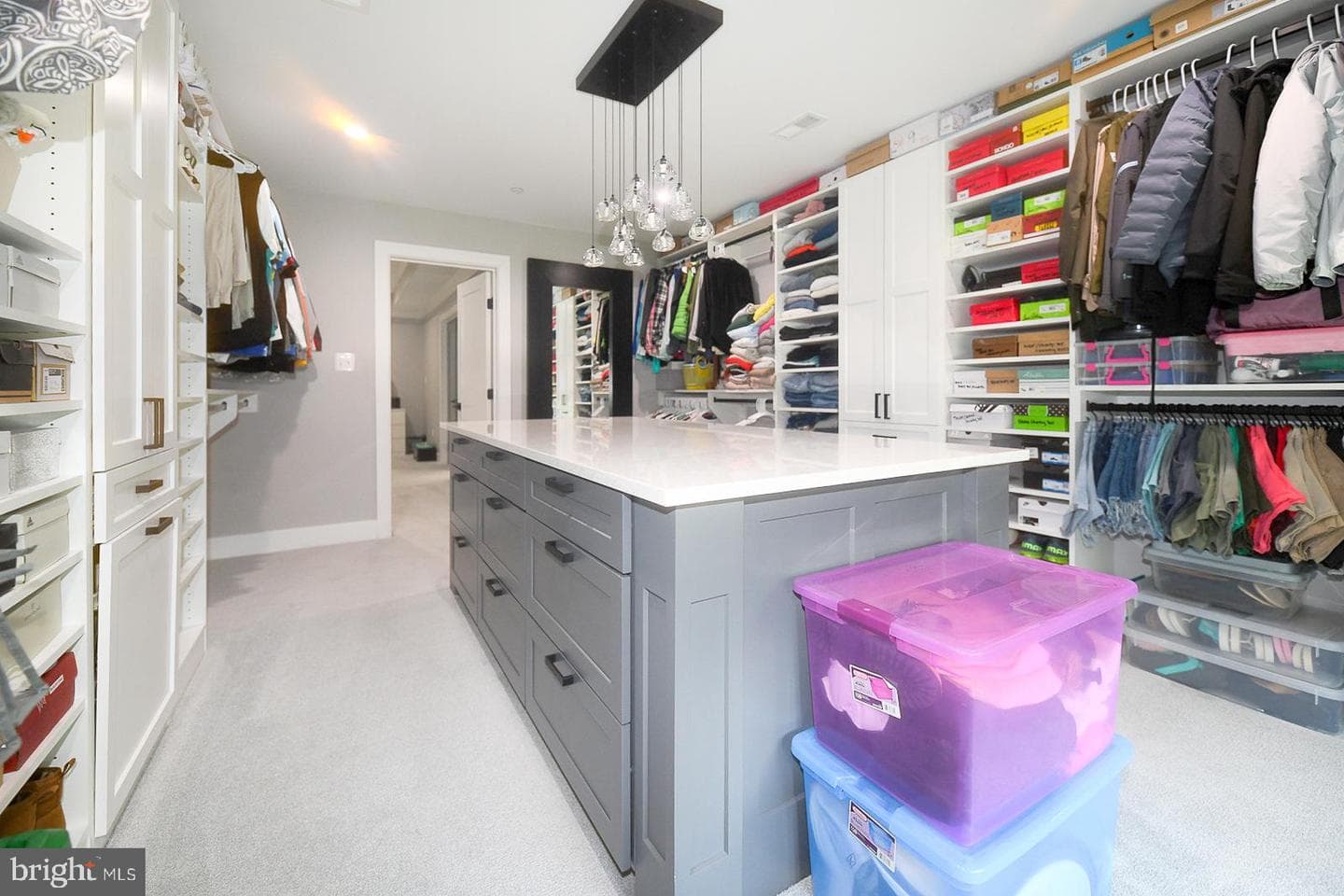 23155 Greenstone photo 59