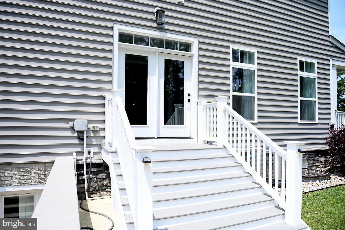 23155 Greenstone photo 91