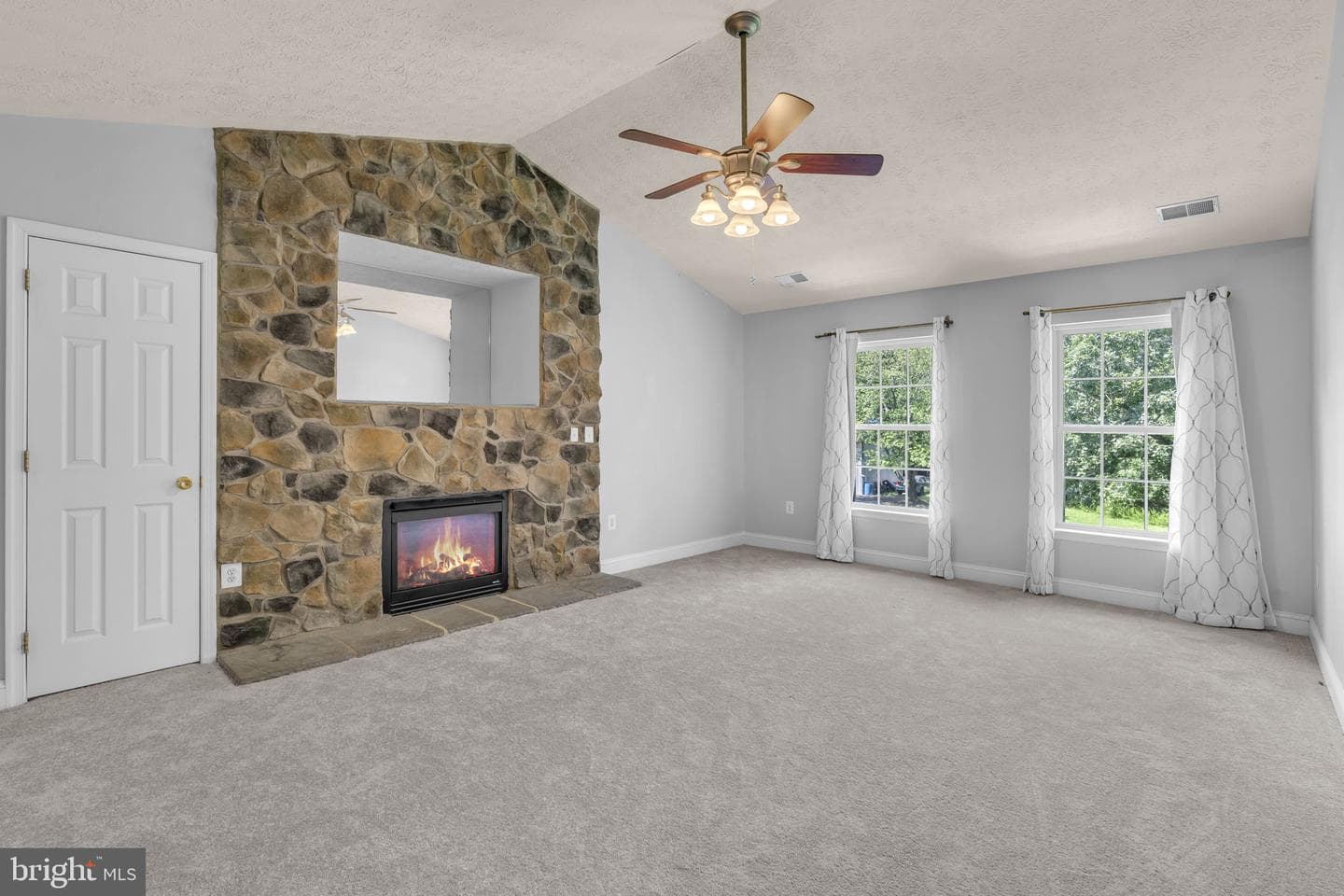 21085 Three Notch Road photo 23