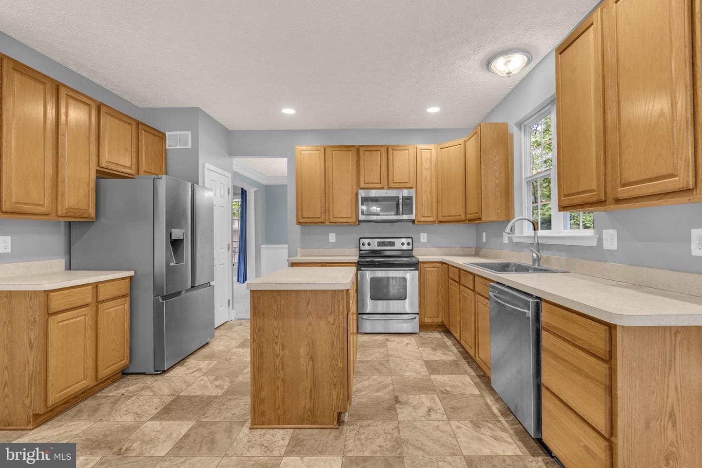 21085 Three Notch Road photo 3