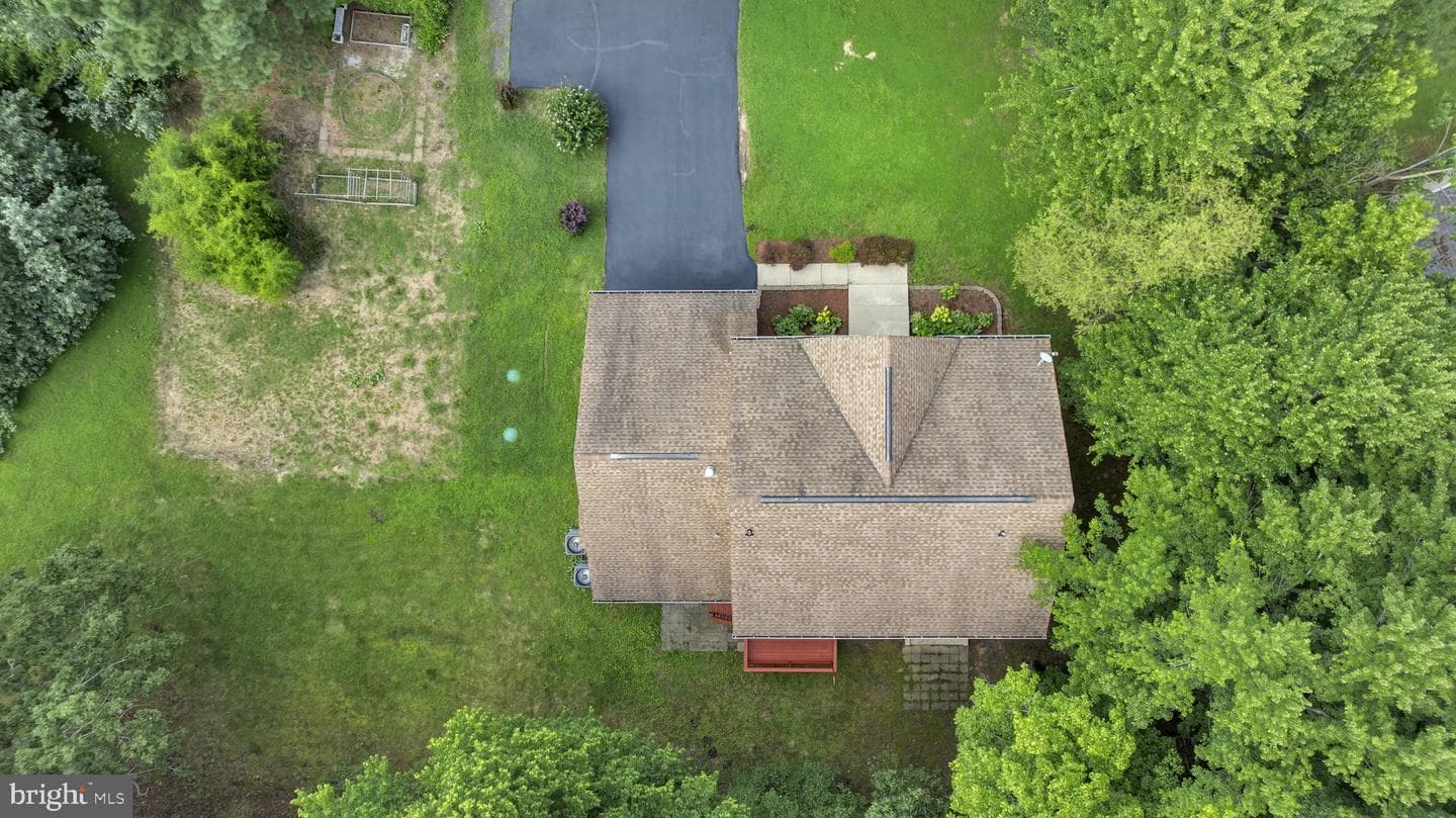 21085 Three Notch Road photo 58