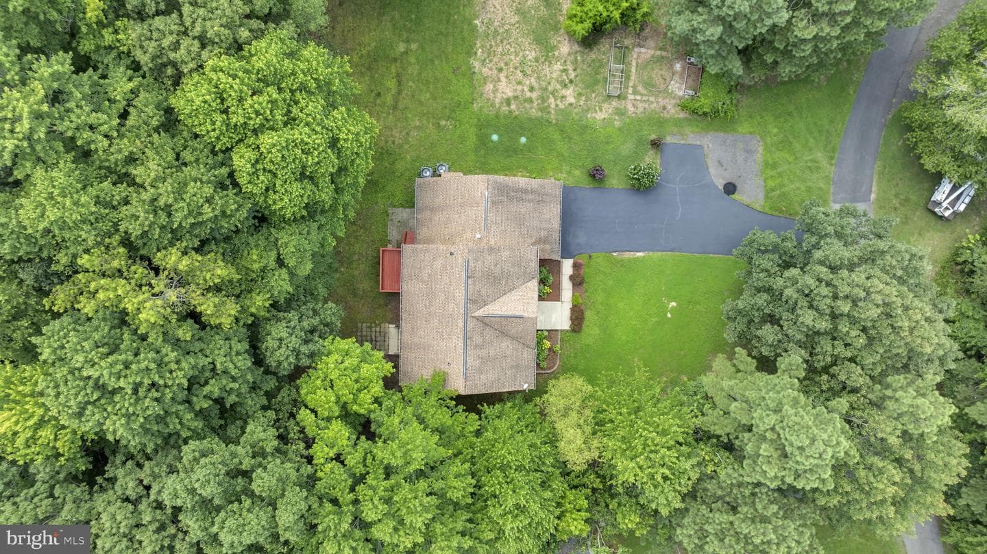 21085 Three Notch Road photo 59