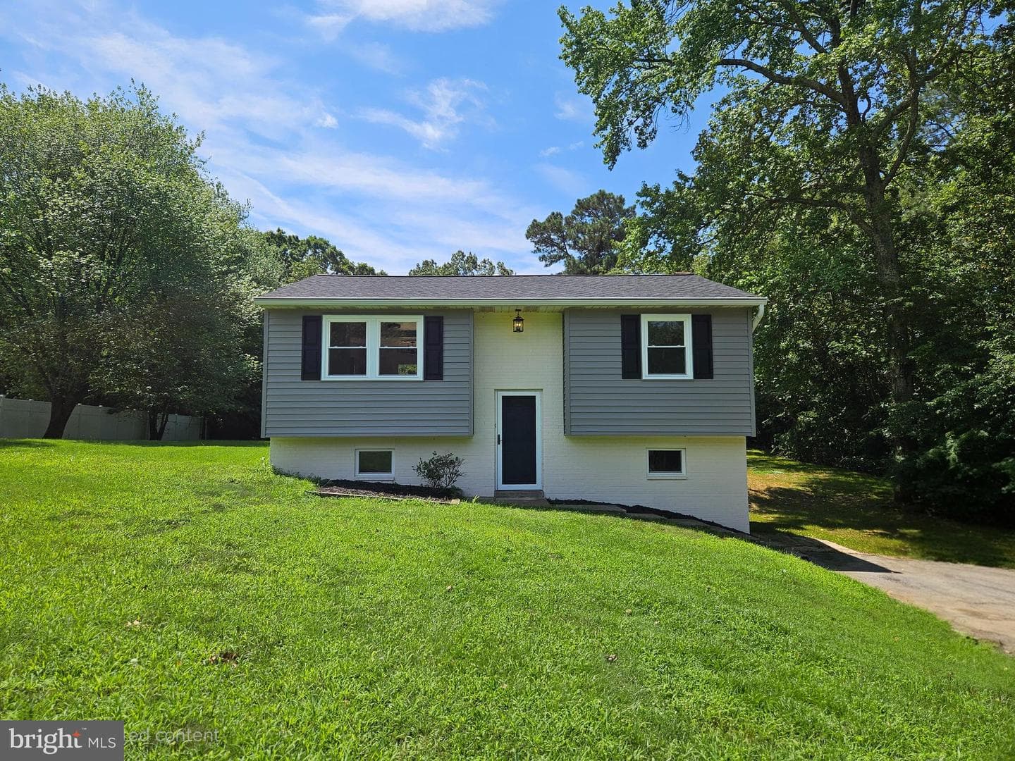 27136 Dogwood Lane photo 2