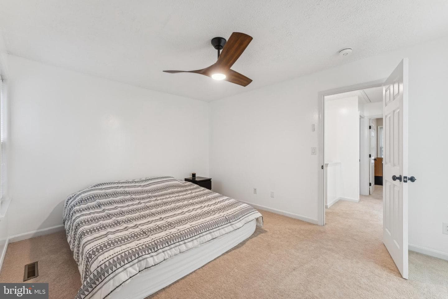 23317 Red Oak Court photo 14