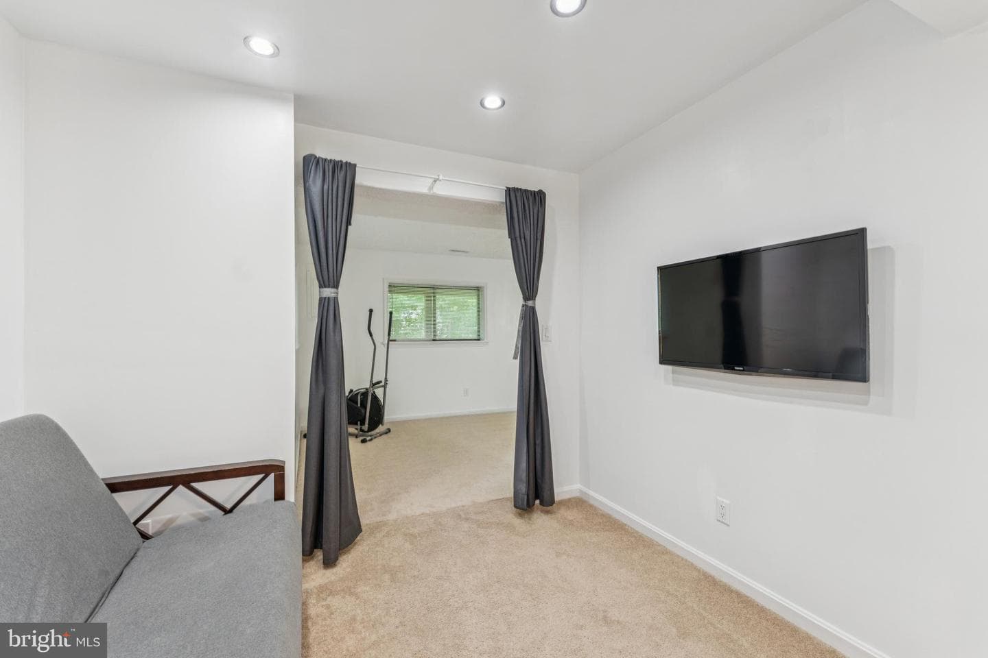 23317 Red Oak Court photo 28