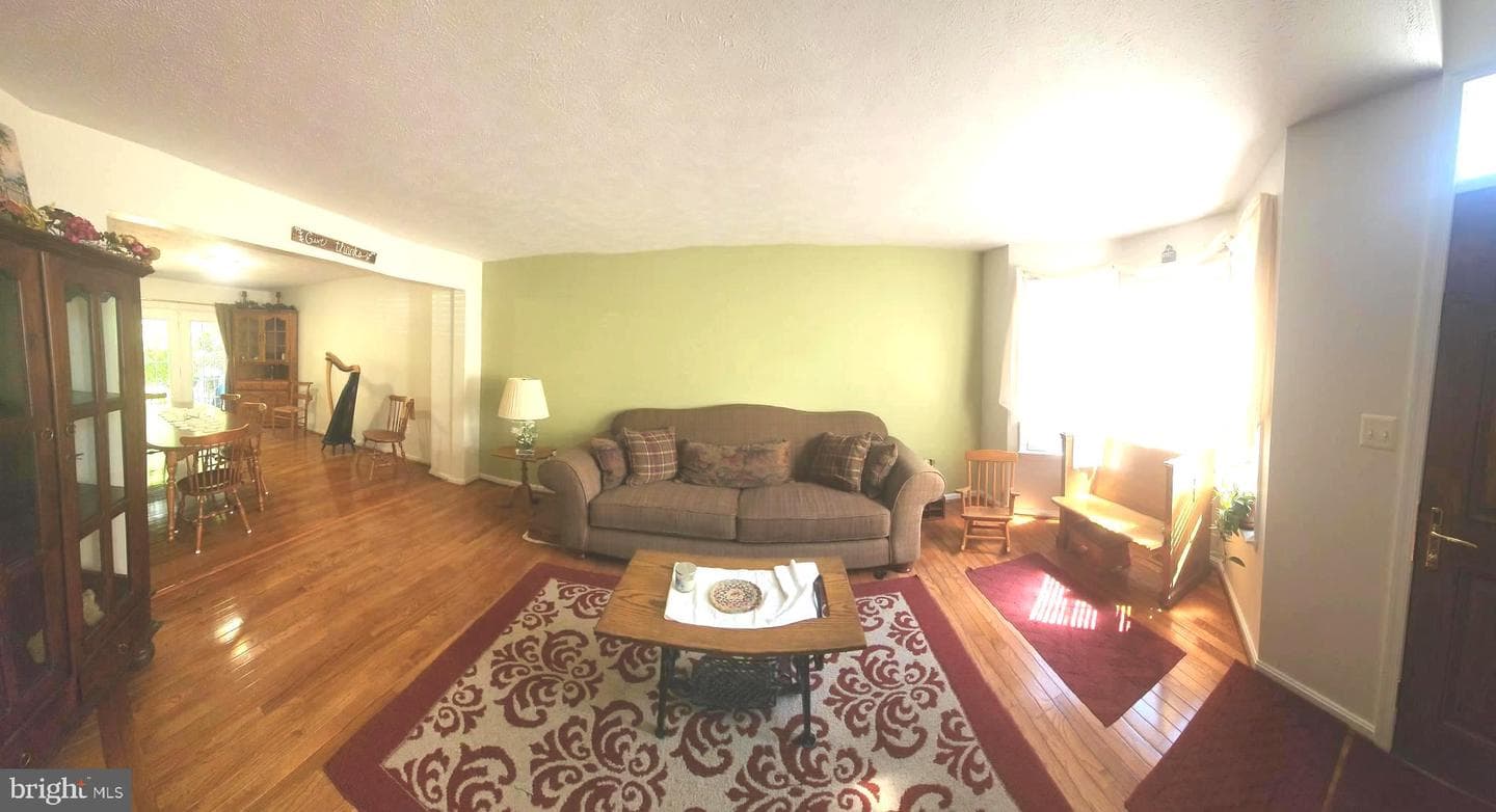 21461 Cameron Court photo 16