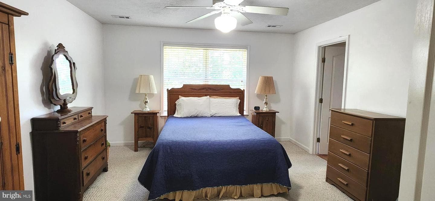 21461 Cameron Court photo 38