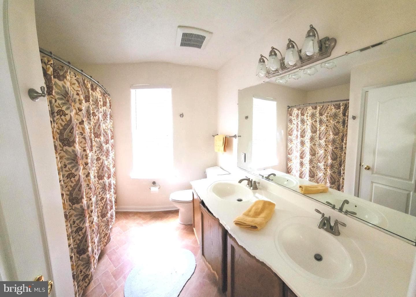 21461 Cameron Court photo 42