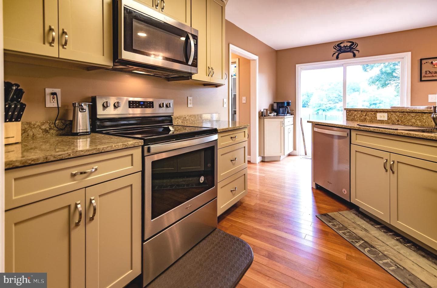 17760 Lawrence photo 20
