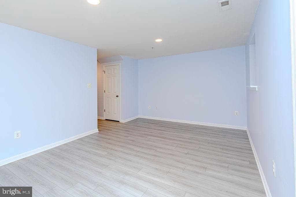 46124 Thoroughbred Way photo 14
