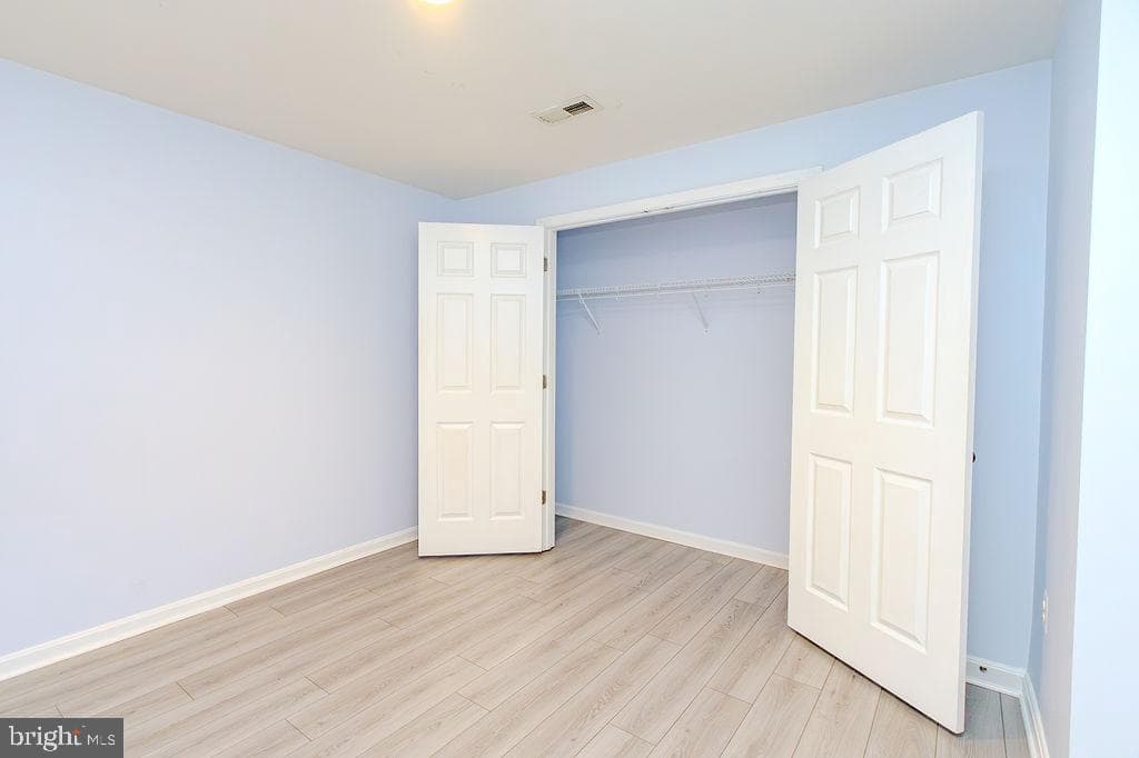46124 Thoroughbred Way photo 17