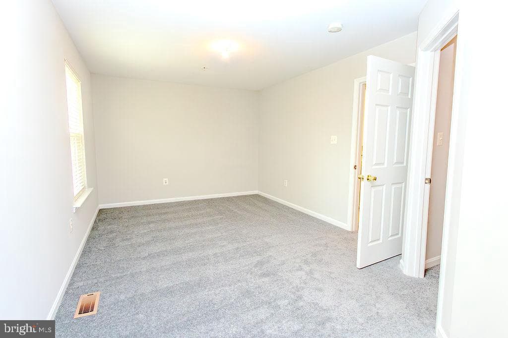 46124 Thoroughbred Way photo 27