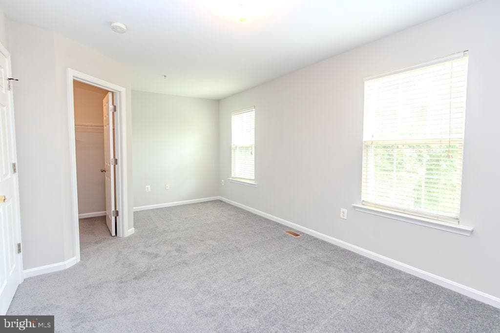 46124 Thoroughbred Way photo 29