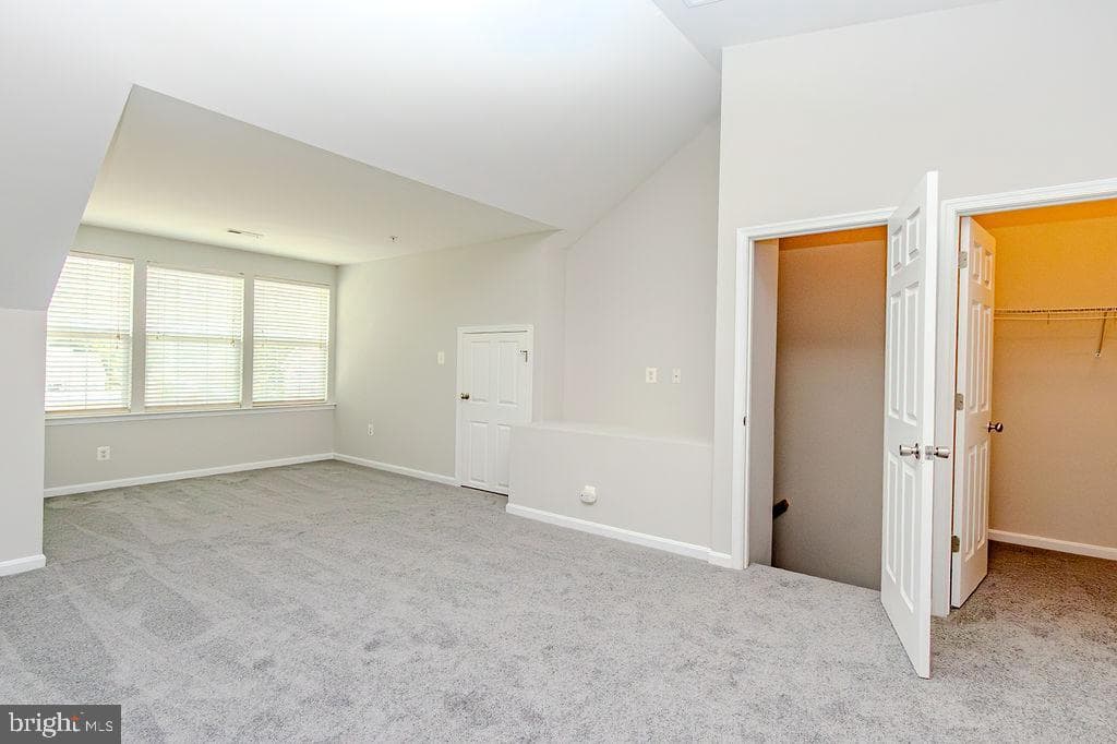 46124 Thoroughbred Way photo 31