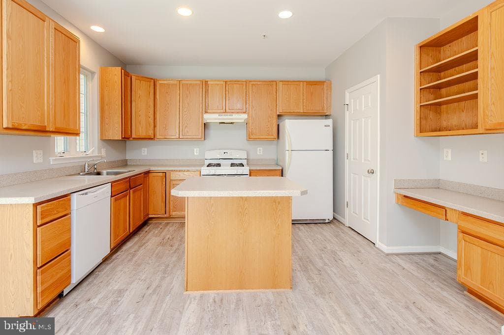 46124 Thoroughbred Way photo 8