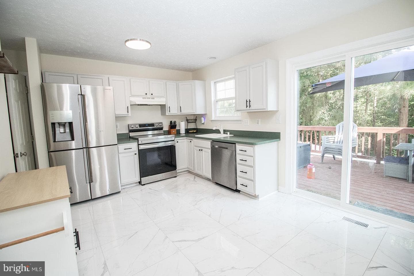46714 Sandalwood Street photo 32