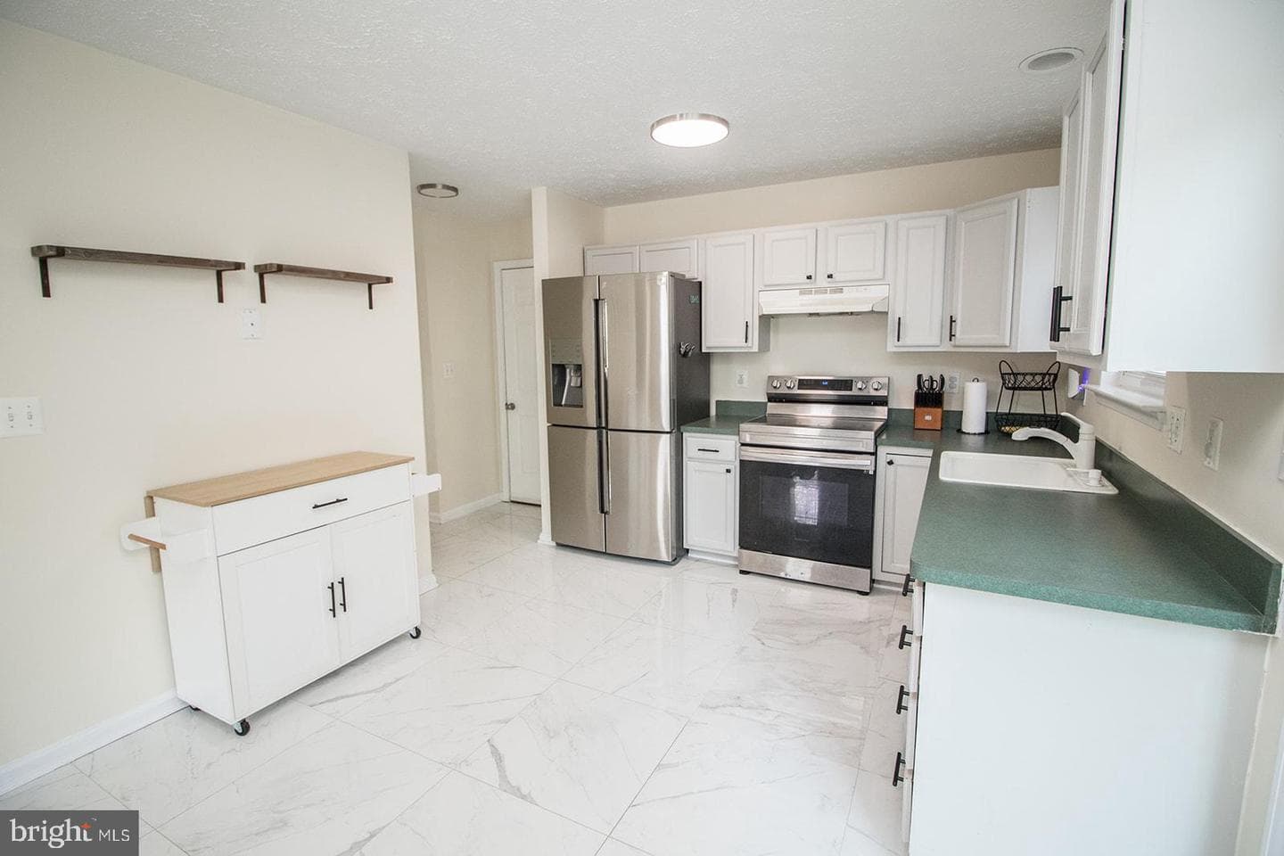 46714 Sandalwood Street photo 34