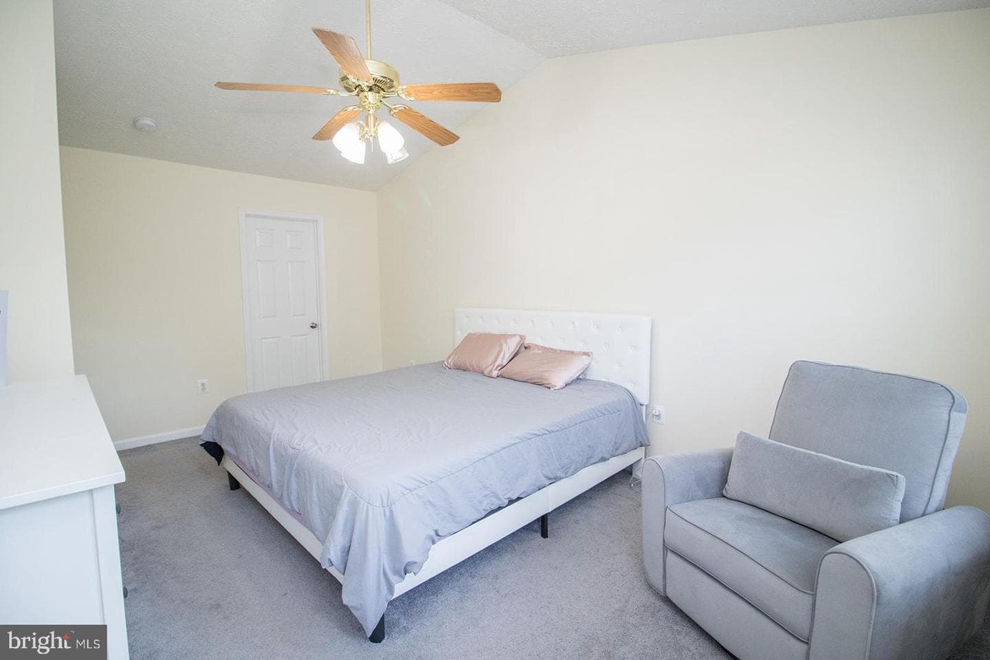 46714 Sandalwood Street photo 9