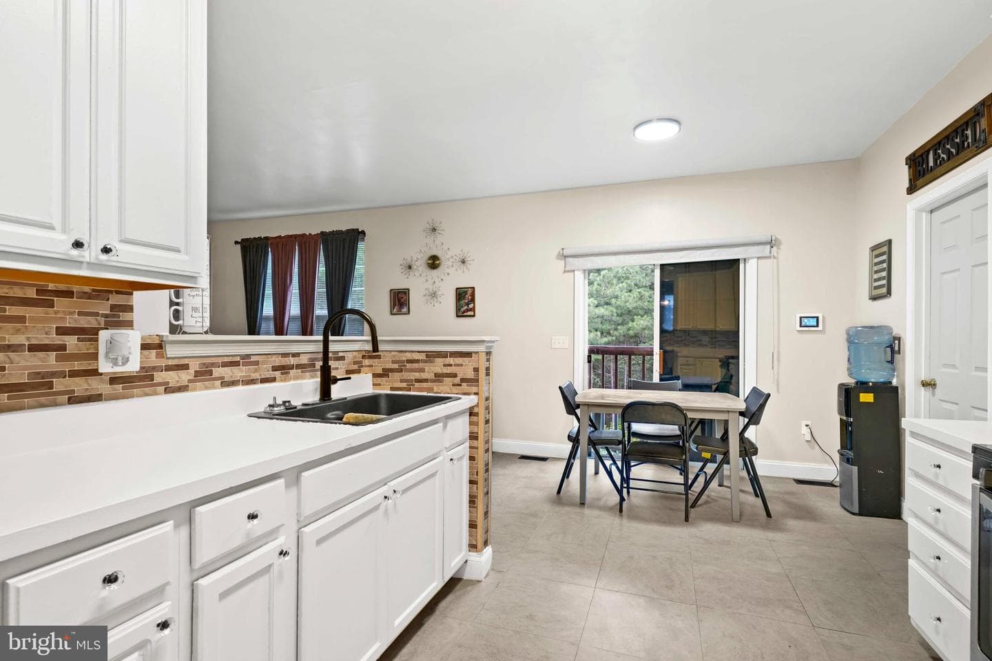 21579 Gordon Court photo 9