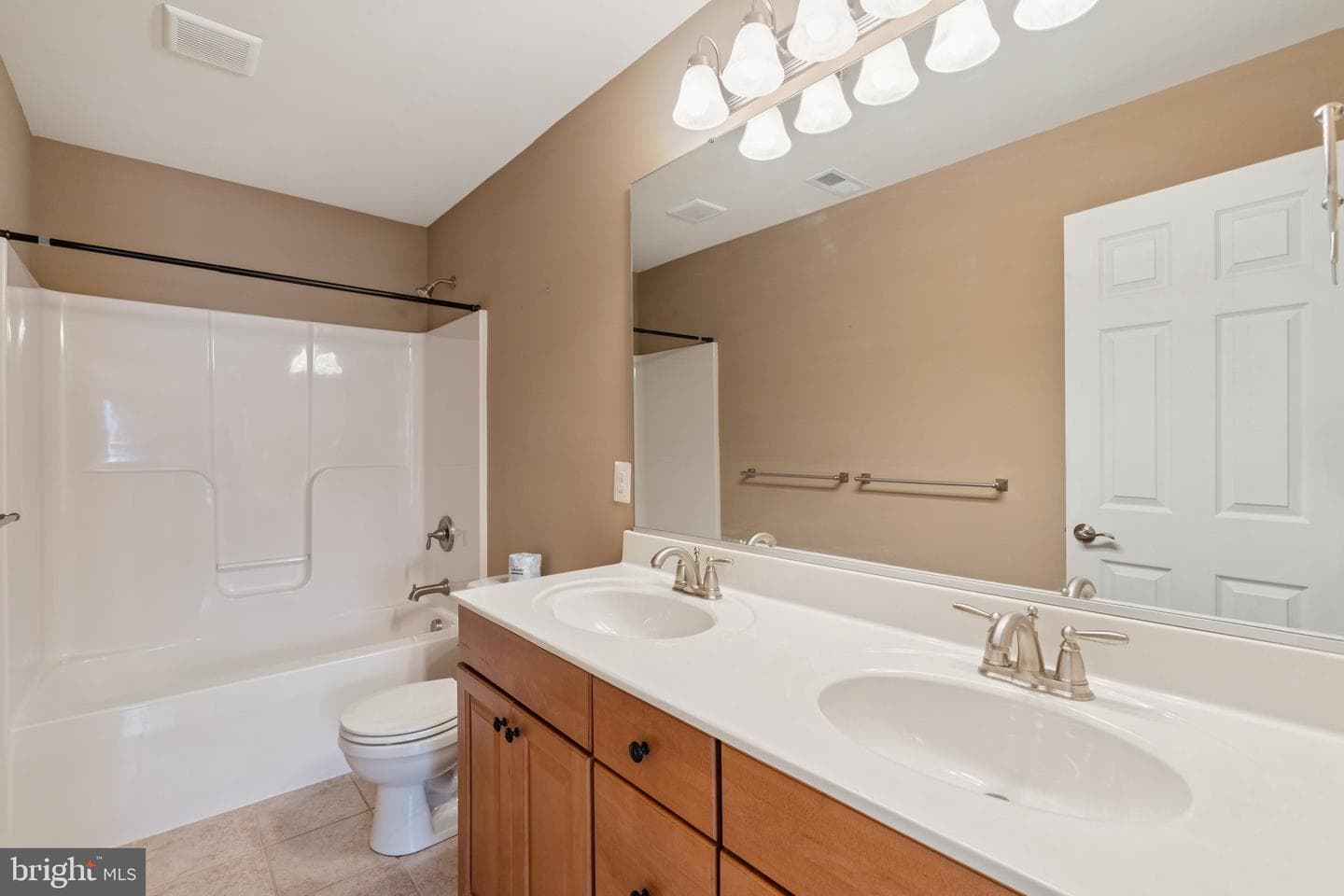 20828 Flour Mill Court photo 31