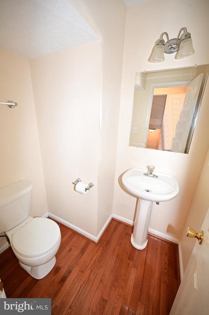 46689 Sandalwood Street photo 25