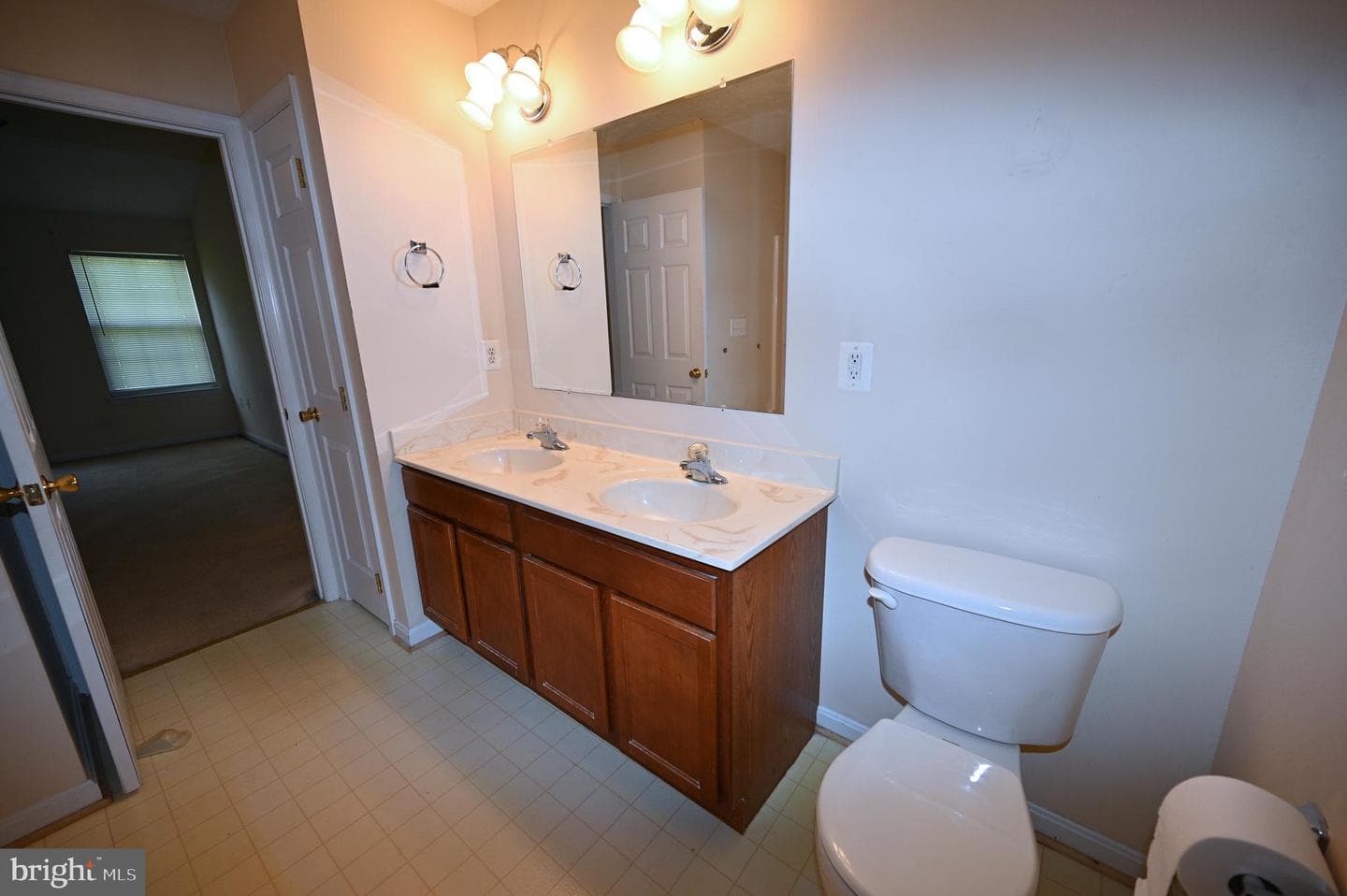46689 Sandalwood Street photo 71