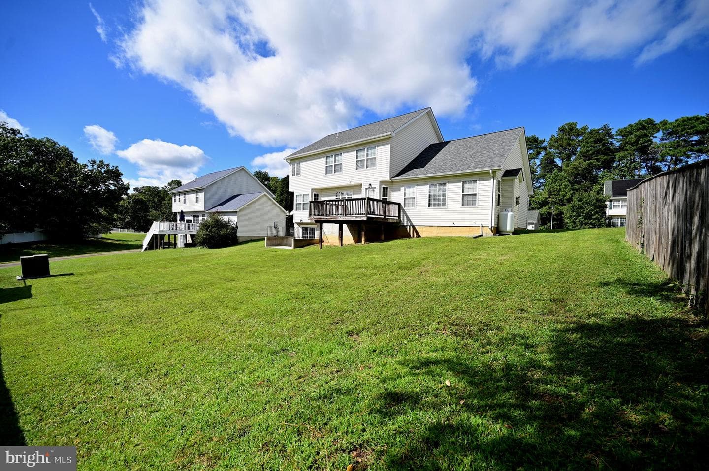 46689 Sandalwood Street photo 9
