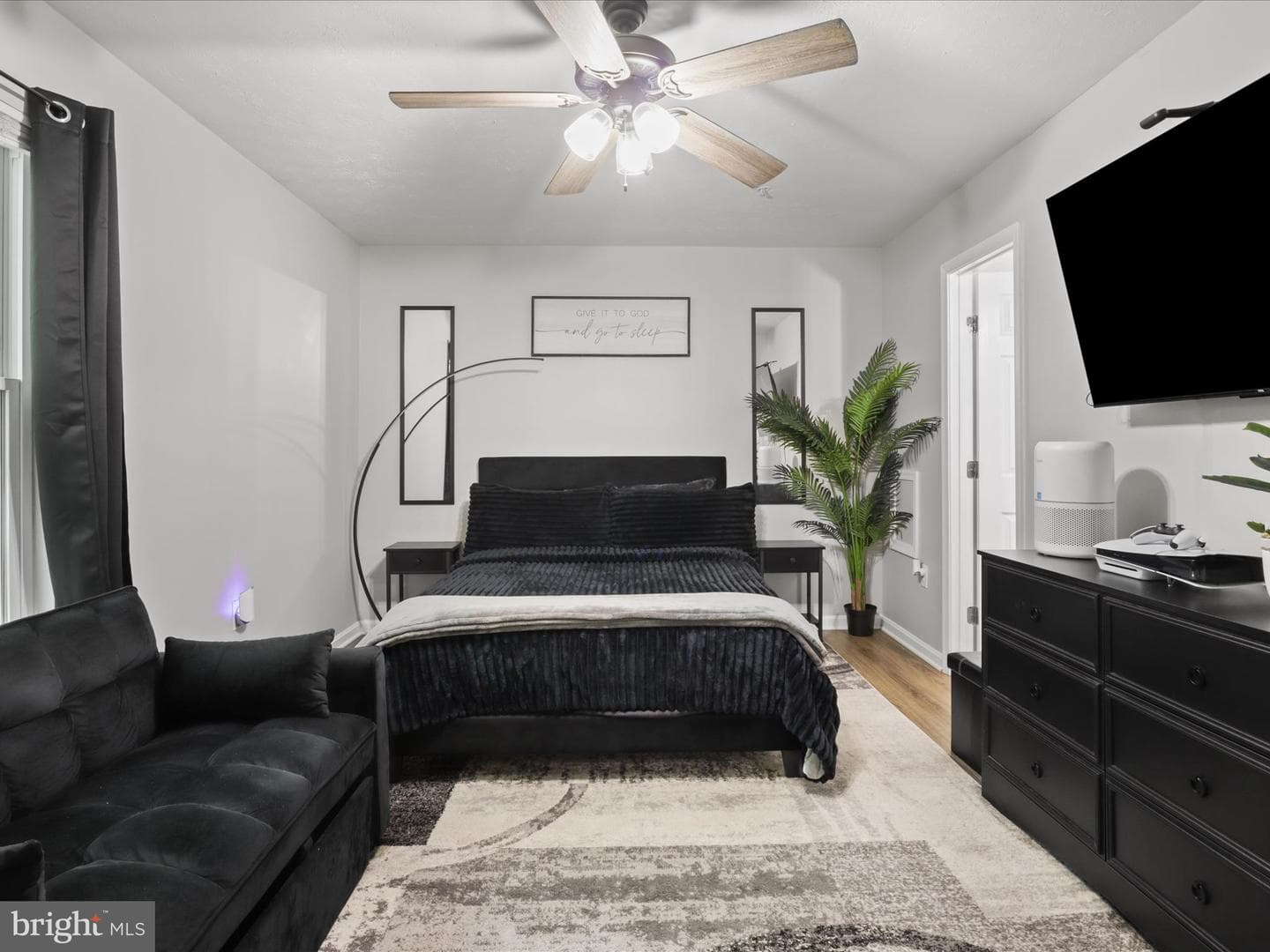 46289 Mako Way photo 14