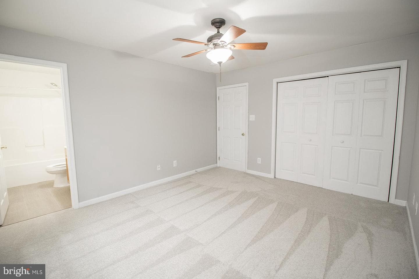 45250 Saint Georges Avenue photo 17