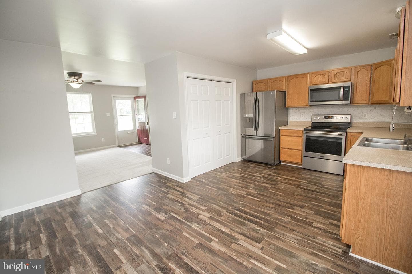 45250 Saint Georges Avenue photo 8