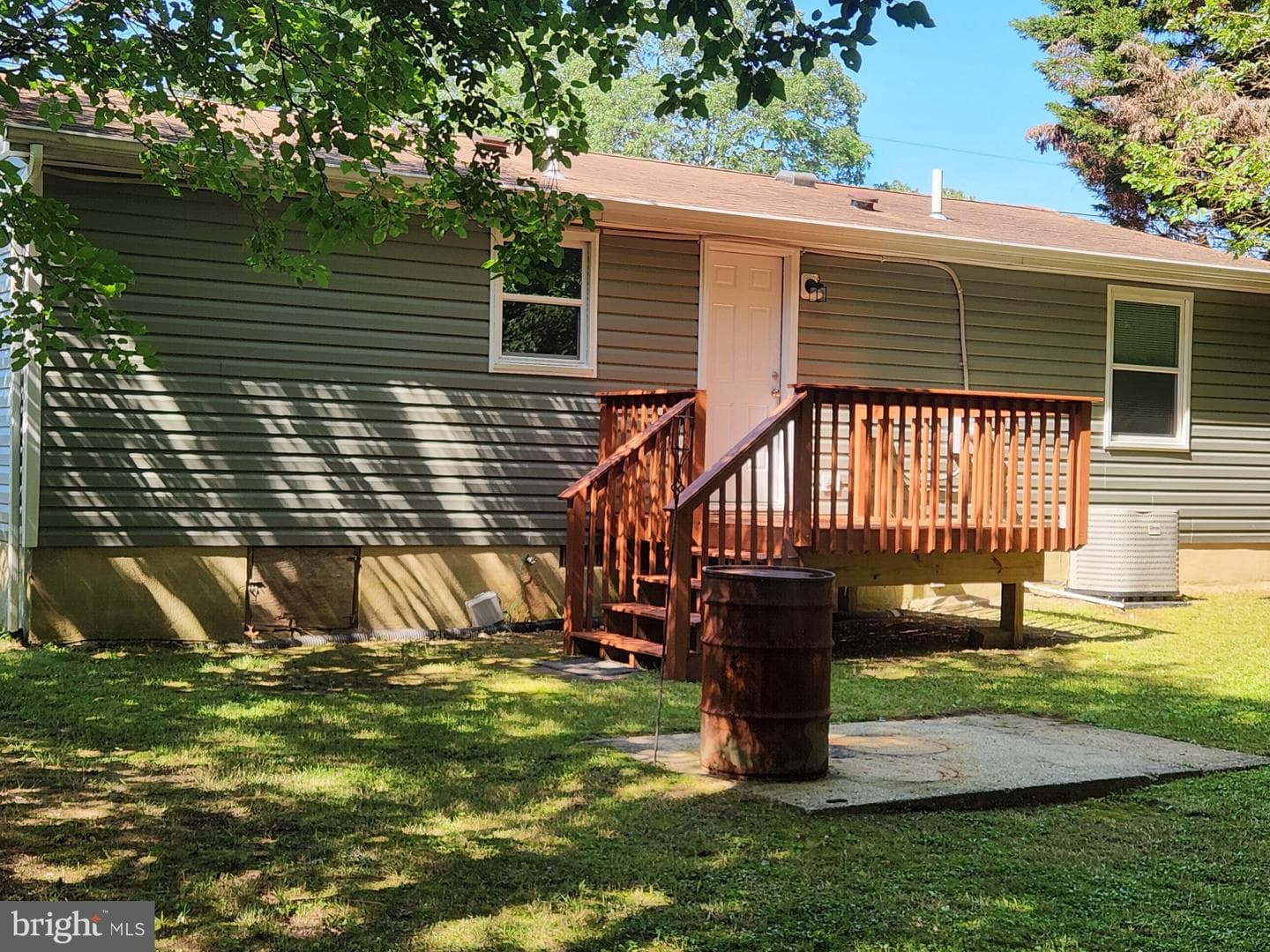 47443 Southampton Drive photo 5