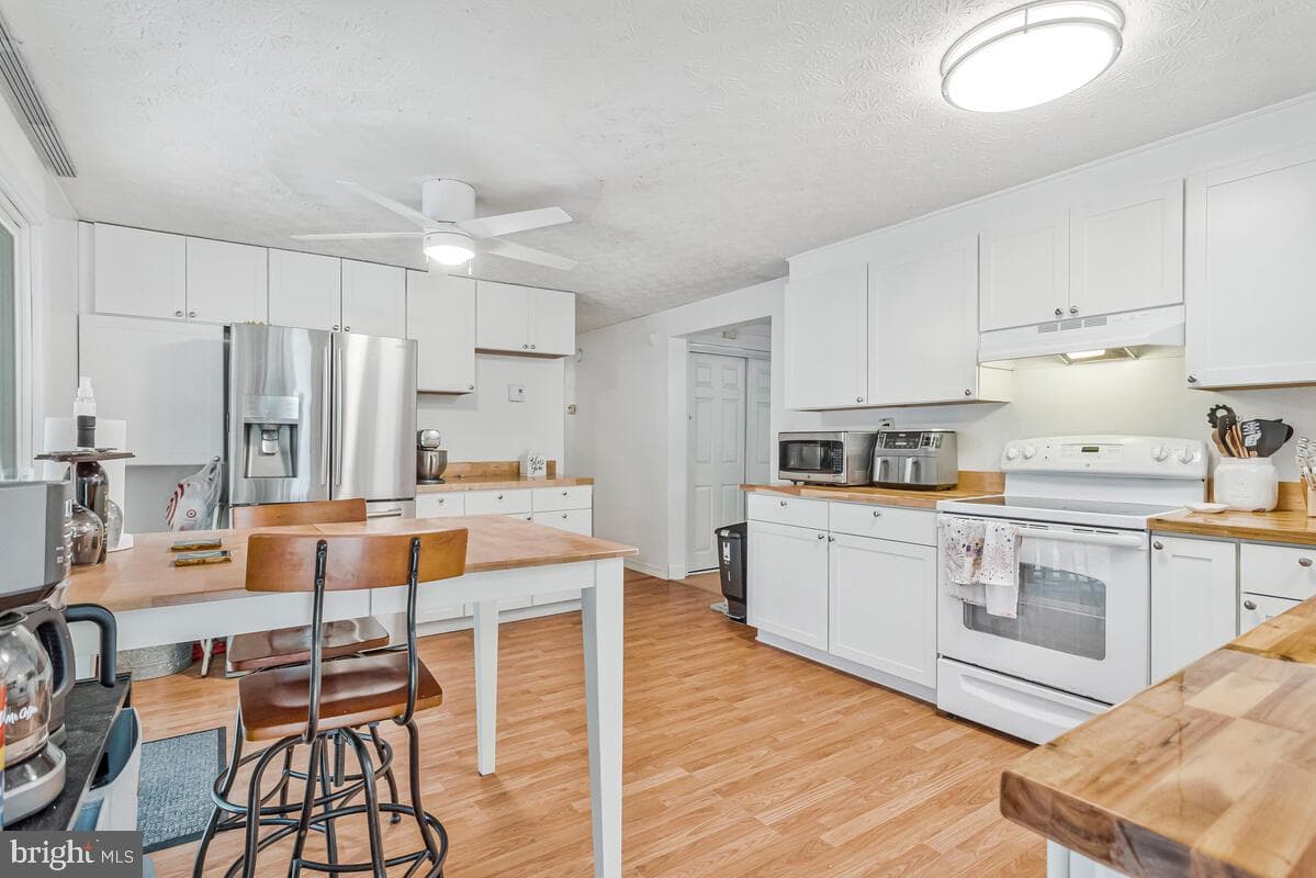 19775 Oak Court photo 12