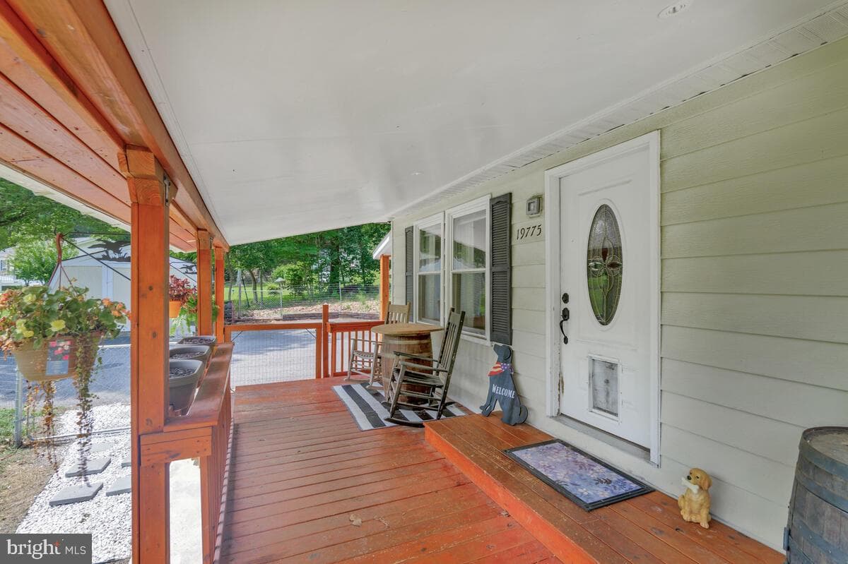 19775 Oak Court photo 6