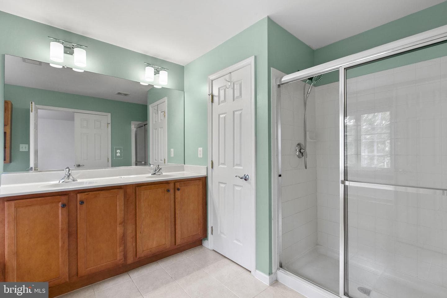 23421 Dahlia Circle photo 18