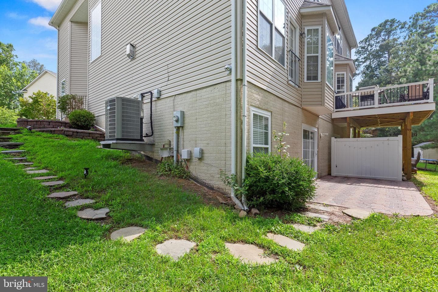 23421 Dahlia Circle photo 29