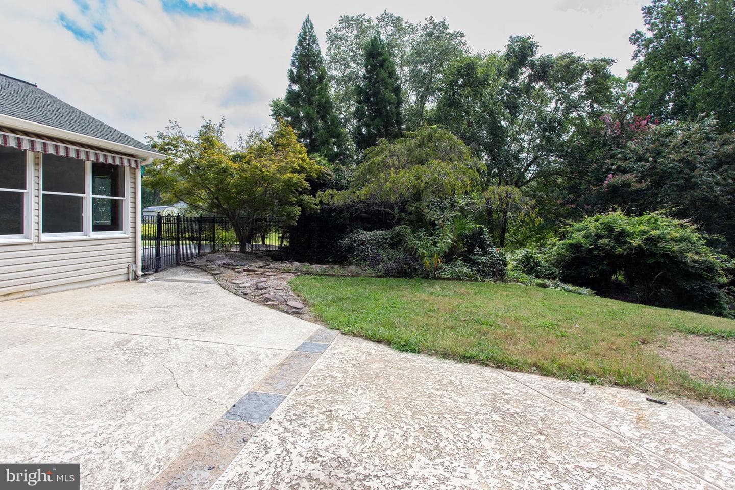 39620 Ellen Court photo 55