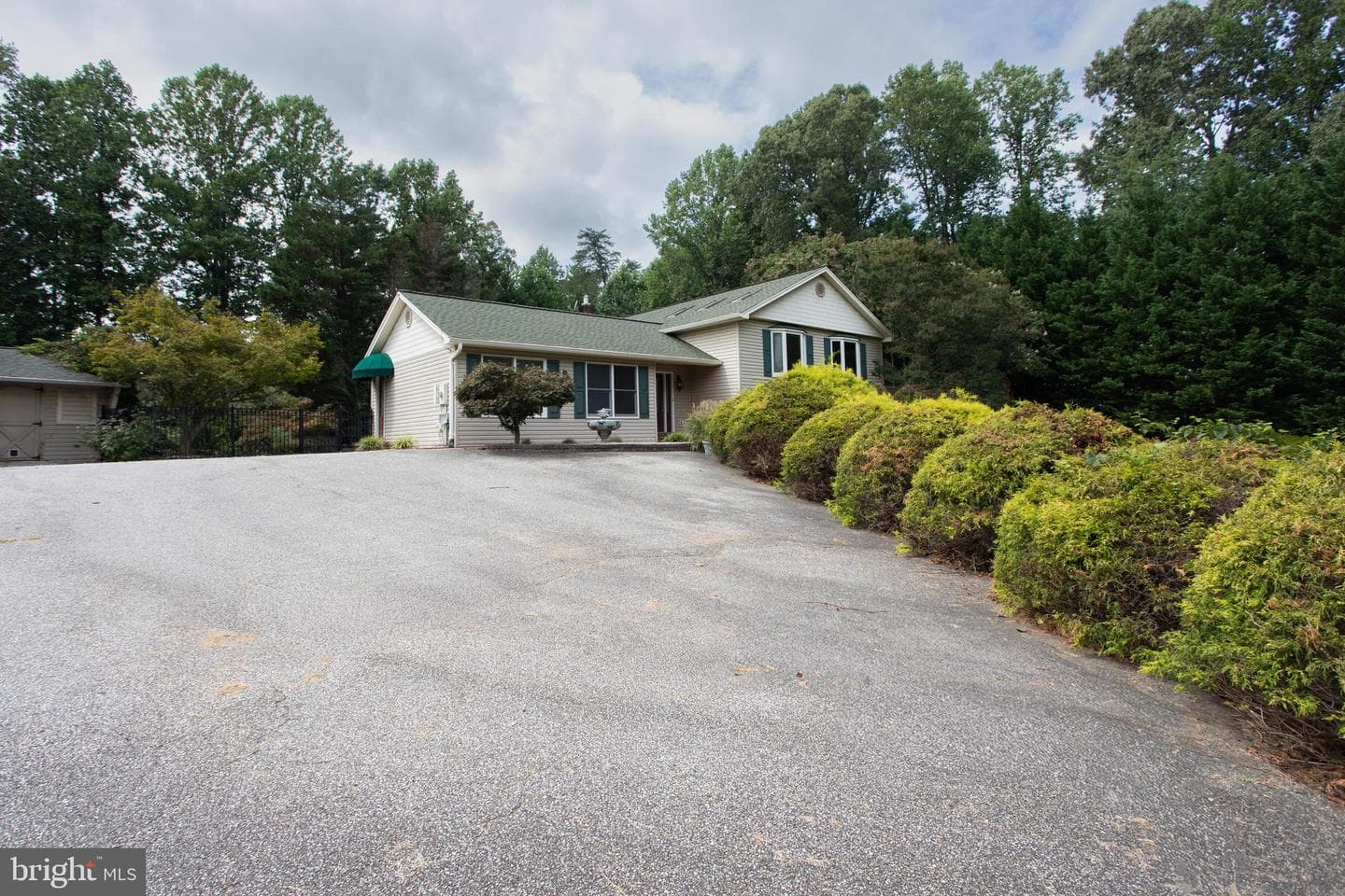 39620 Ellen Court photo 7