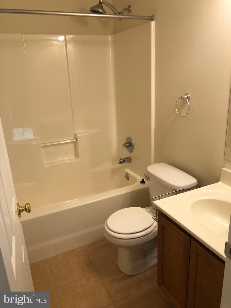 45711 N Maxine Way photo 28