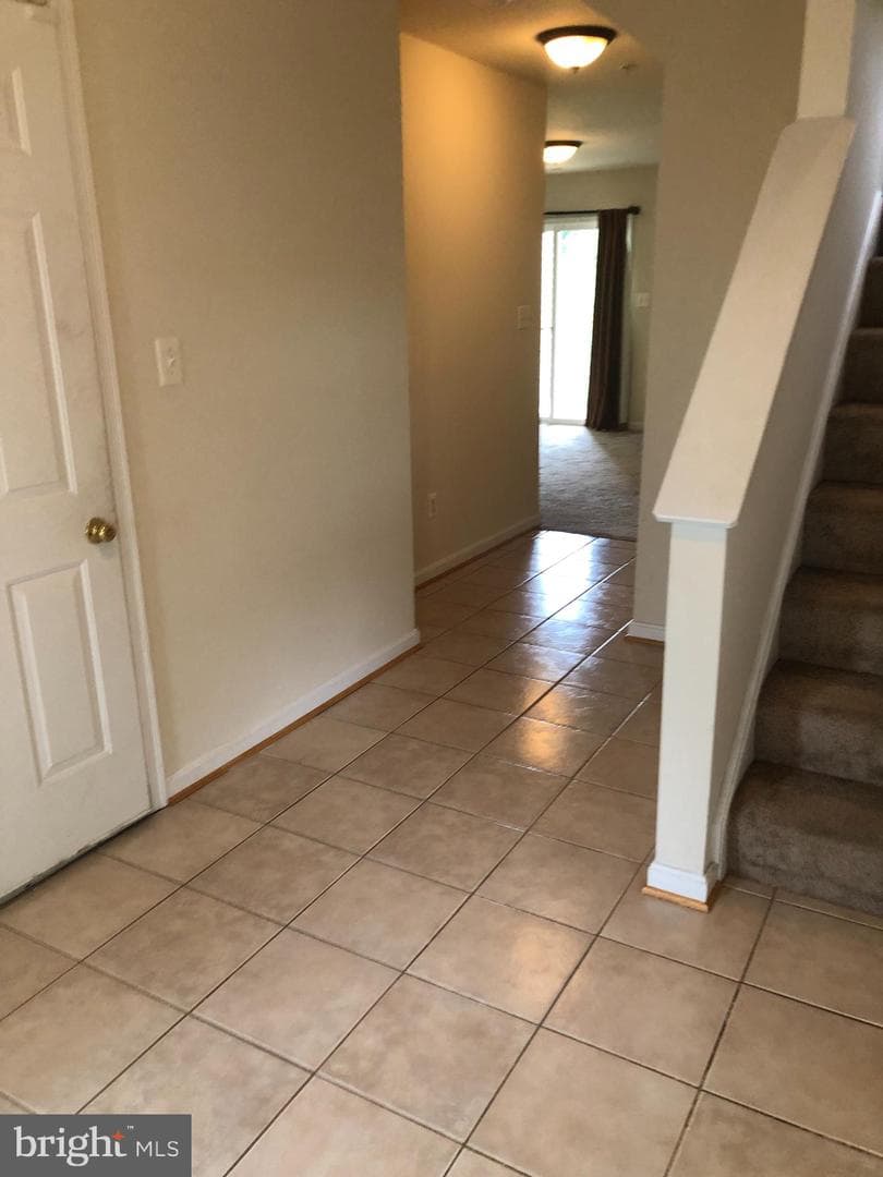 45711 N Maxine Way photo 5