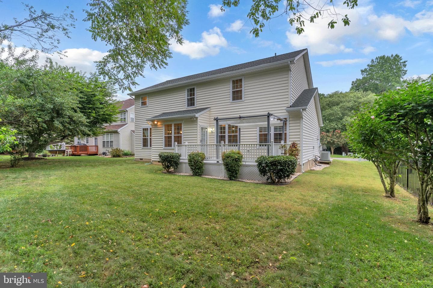 21541 Willis Wharf Court photo 32