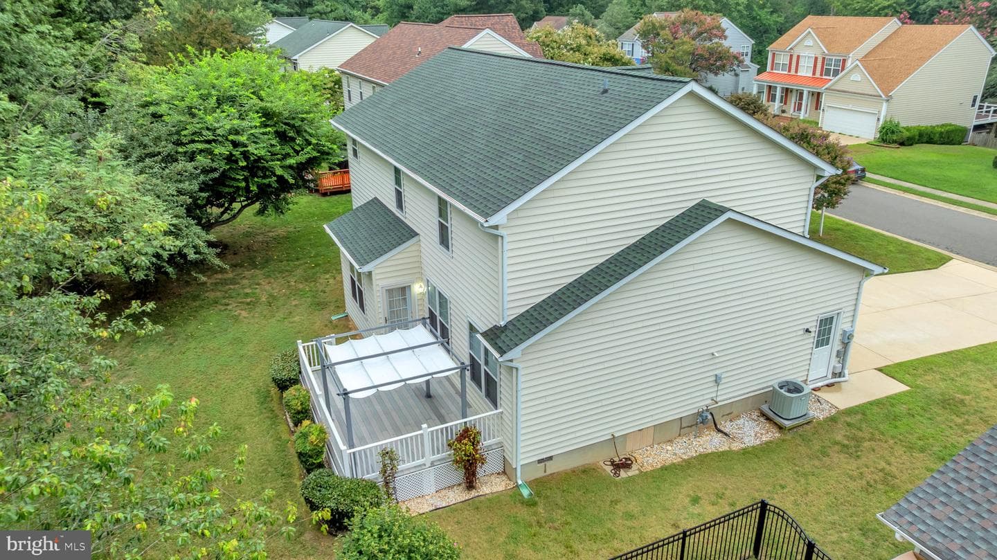 21541 Willis Wharf Court photo 37