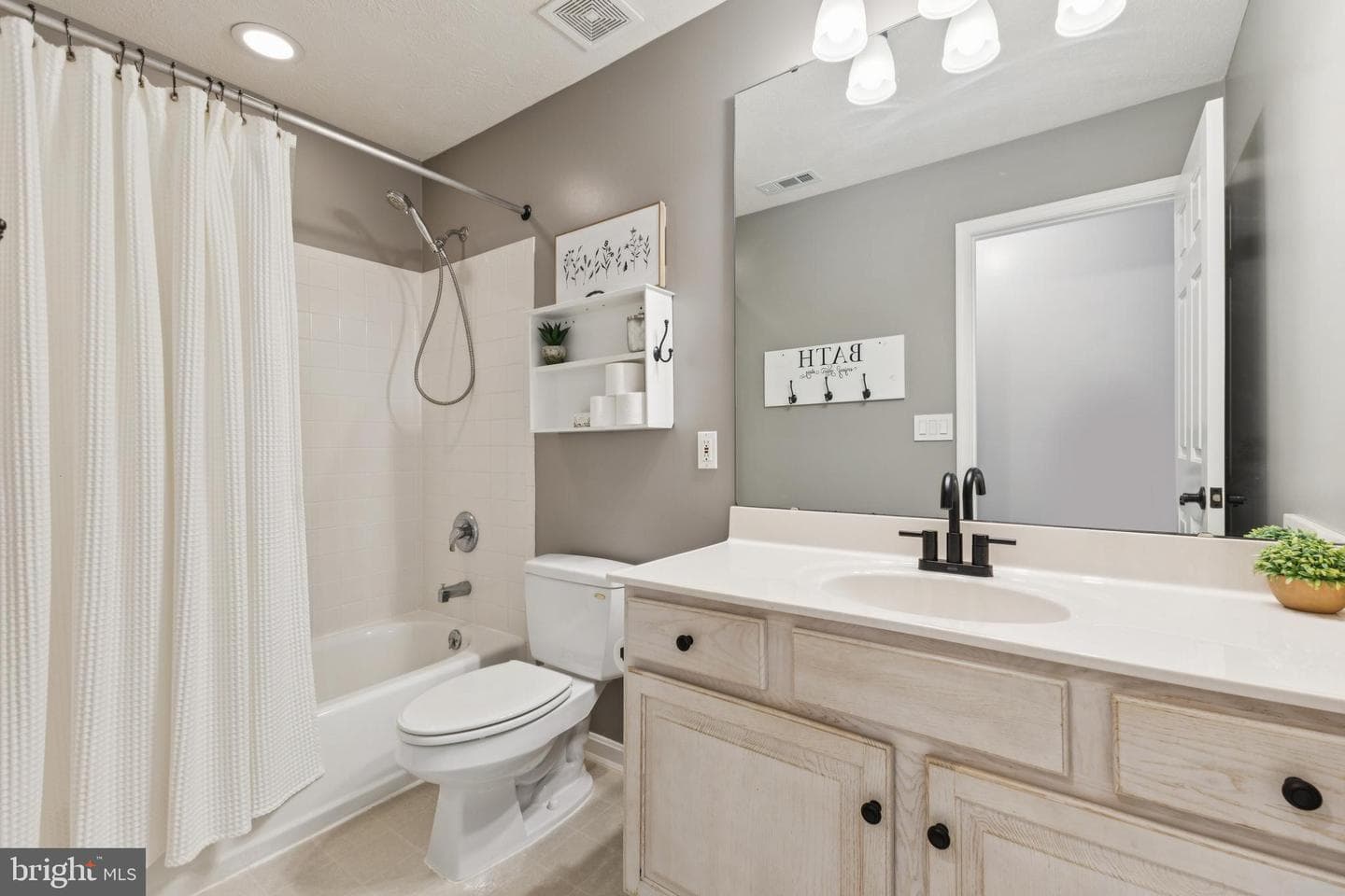 44014 Silverwood Lane photo 20