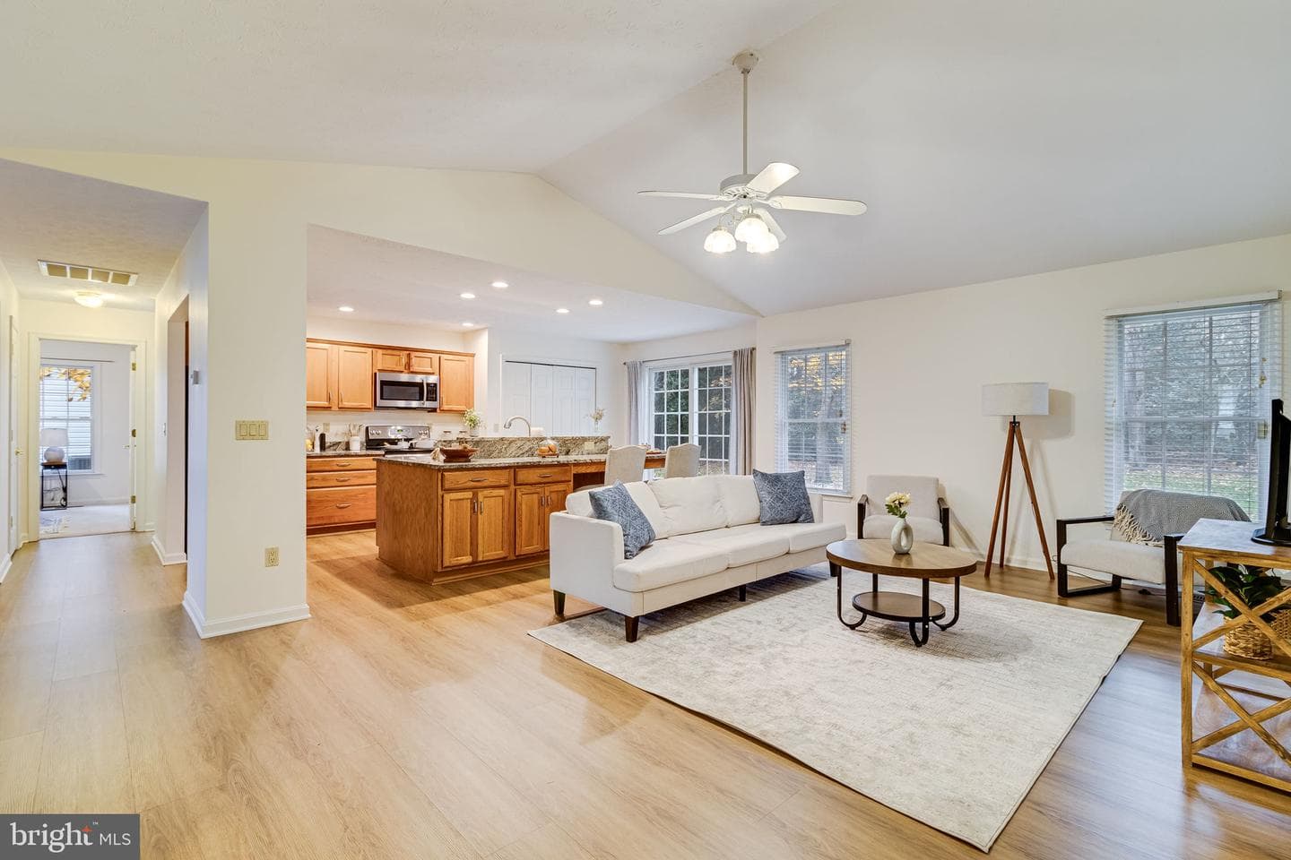 23165 Heatherwood Lane photo 2