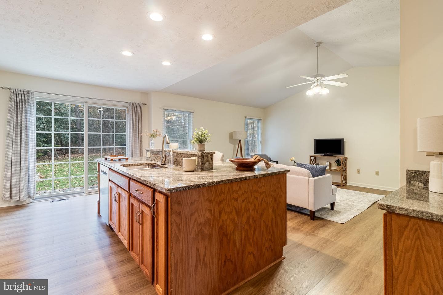 23165 Heatherwood Lane photo 7
