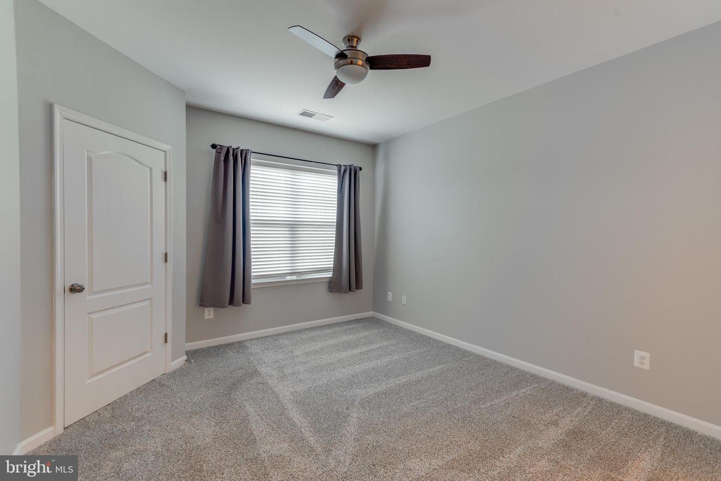 23570 F D R Boulevard #202 photo 10